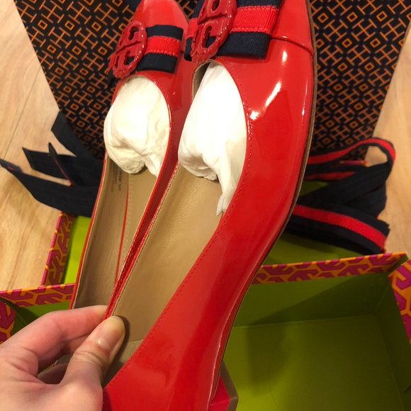 Tory Burch Women's red patent leather bow ballet flats shoes with lacing size7 - Picture 7 of 8